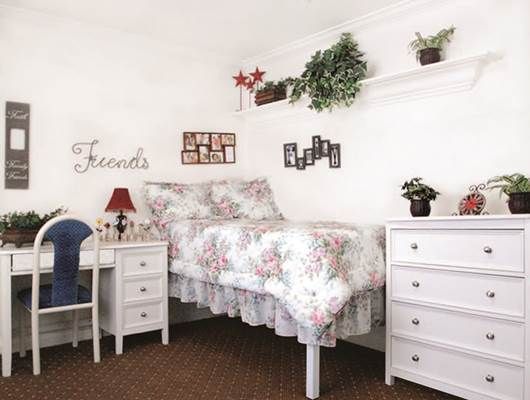 The Colonial House - BYU Idaho Student Housing: 151 W 4th S, Rexburg, ID 83440